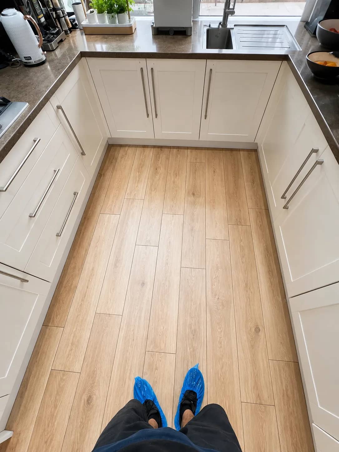 A kitchen left clean and ready to use after an oven valet